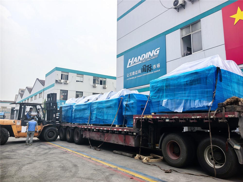 漢鼎BT-500MP主動退扭機批量發(fā)往客戶現(xiàn)場